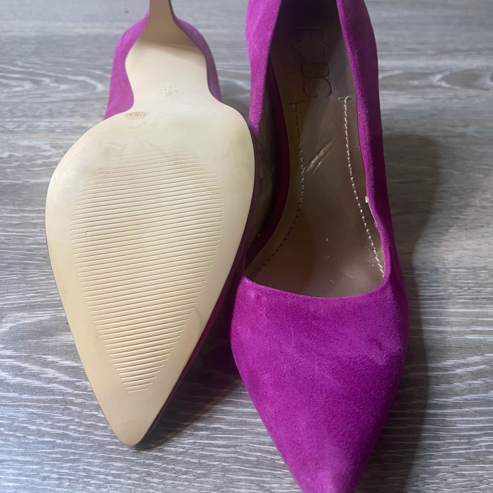 BCBG Fuchsia Heels - Picture 7 of 8